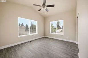 6136 SE Duke St, Portland, OR 97206 - Photo 22