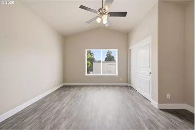 6136 SE Duke St, Portland, OR 97206 - Photo 26