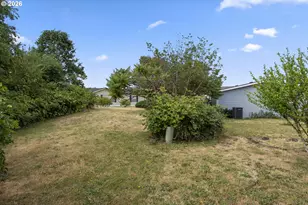 17561 SW Hancock Way, Beaverton, OR 97006 - Photo 12