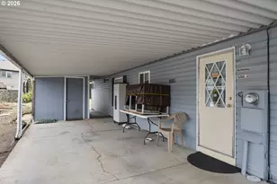 17561 SW Hancock Way, Beaverton, OR 97006 - Photo 36