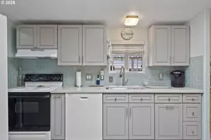 17561 SW Hancock Way, Beaverton, OR 97006 - Photo 34