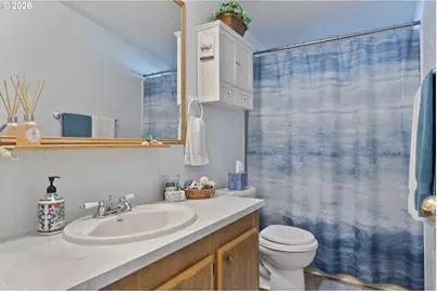 17561 SW Hancock Way, Beaverton, OR 97006 - Photo 18