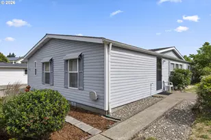 17561 SW Hancock Way, Beaverton, OR 97006 - Photo 4