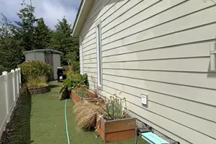 63408 Nathan Dr, Coos Bay, OR 97420 - Photo 32