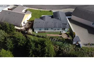 63408 Nathan Dr, Coos Bay, OR 97420 - Photo 2