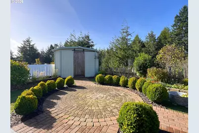 63408 Nathan Dr, Coos Bay, OR 97420 - Photo 22