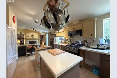 63408 Nathan Dr, Coos Bay, OR 97420 - Photo 14
