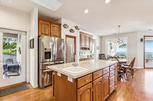 7761 SW Millerglen Dr, Beaverton, OR 97007 - Photo 10