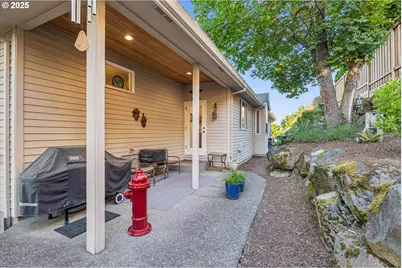 7761 SW Millerglen Dr, Beaverton, OR 97007 - Photo 30