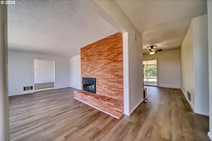 73521 Cedar Dr, Rainier, OR 97048 - Photo 10