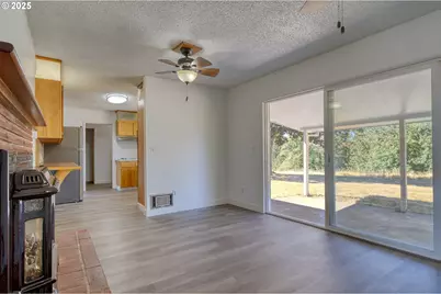 73521 Cedar Dr, Rainier, OR 97048 - Photo 12