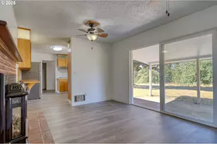 73521 Cedar Dr, Rainier, OR 97048 - Photo 12