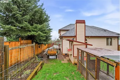 786 NE Edgehill Dr, Estacada, OR 97023 - Photo 26