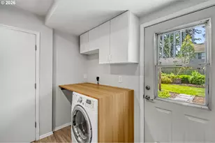 11808 SE Taylor St, Portland, OR 97216 - Photo 18