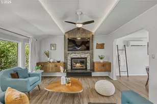11808 SE Taylor St, Portland, OR 97216 - Photo 10