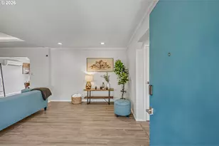 11808 SE Taylor St, Portland, OR 97216 - Photo 6