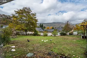 207 NE Spencer Ct, Roseburg, OR 97470 - Photo 40