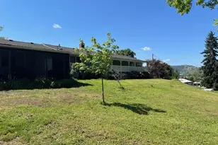 207 NE Spencer Ct, Roseburg, OR 97470 - Photo 2