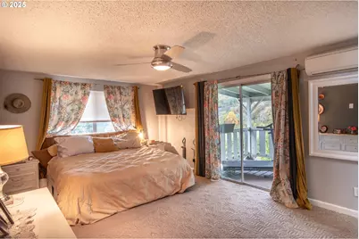 207 NE Spencer Ct, Roseburg, OR 97470 - Photo 24