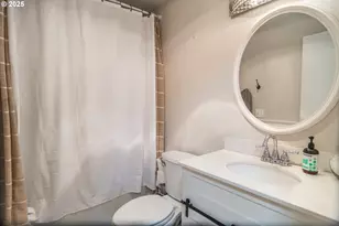 207 NE Spencer Ct, Roseburg, OR 97470 - Photo 28