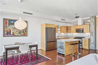 1221 SW 10th Ave #1510, Portland, OR 97205 - Photo 14