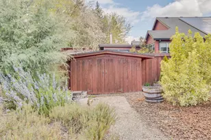 2799 NE Destiny Dr, McMinnville, OR 97128 - Photo 40