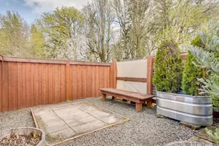 2799 NE Destiny Dr, McMinnville, OR 97128 - Photo 38