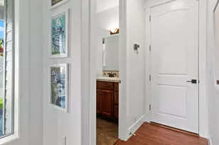 1012 NW Goodwin St, Camas, WA 98607 - Photo 6
