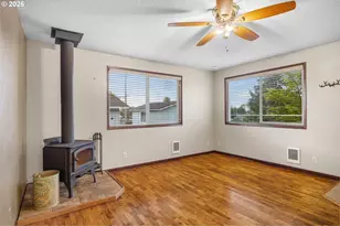1025 Garfield Ave, Coos Bay, OR 97420 - Photo 14