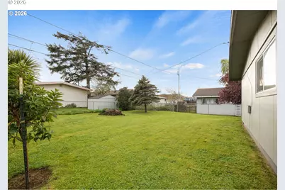 1025 Garfield Ave, Coos Bay, OR 97420 - Photo 22