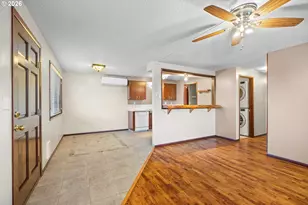 1025 Garfield Ave, Coos Bay, OR 97420 - Photo 8