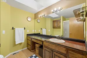 12229 SW Millview Ct, Portland, OR 97223 - Photo 22