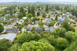 642 S 13th Ave, Cornelius, OR 97113 - Photo 10