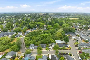 642 S 13th Ave, Cornelius, OR 97113 - Photo 6