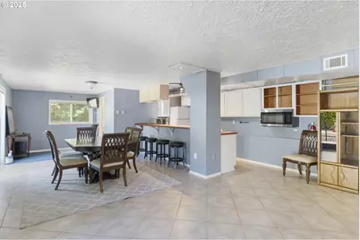 23851 Schultz Rd NE, Aurora, OR 97002 - Photo 32