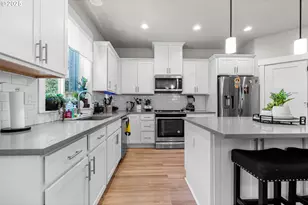 1066 NE Regan Hill Loop, Estacada, OR 97023 - Photo 26