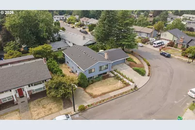 1859 SW Angeline Ave, Gresham, OR 97080 - Photo 2