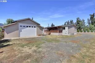 38500 McKenzie Hwy, Springfield, OR 97478 - Photo 2