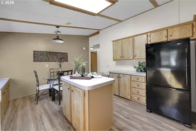 38500 McKenzie Hwy, Springfield, OR 97478 - Photo 14