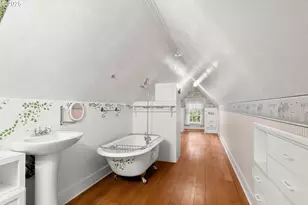 17300 SE Oatfield Rd, Milwaukie, OR 97267 - Photo 18