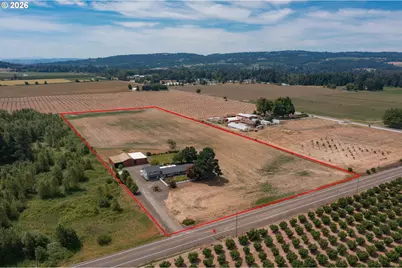 23335 Bents Rd, Aurora, OR 97002 - Photo 2