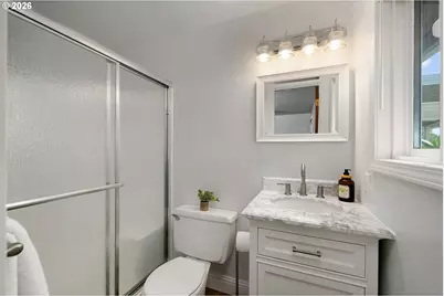 23335 Bents Rd, Aurora, OR 97002 - Photo 24