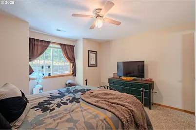 18511 NE 181st St, Brush Prairie, WA 98606 - Photo 20