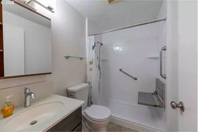 6977 SE Snider Ave, Milwaukie, OR 97222 - Photo 20