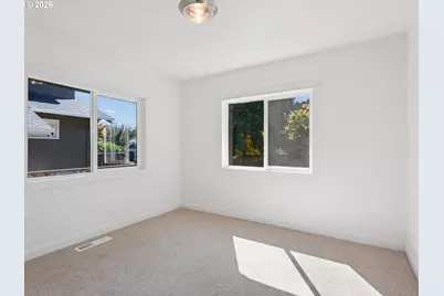 3245 NE 48th Ave, Portland, OR 97213 - Photo 20