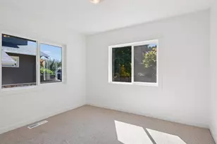3245 NE 48th Ave, Portland, OR 97213 - Photo 20