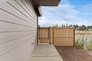 4066 SE 86th Ave, Hillsboro, OR 97003 - Photo 30