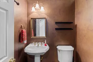 9137 NW McKenna Dr, Portland, OR 97229 - Photo 18