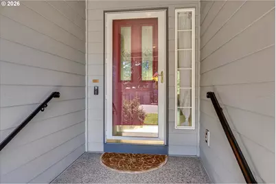 1110 NE 15th Ave, Canby, OR 97013 - Photo 6