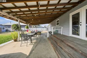 203 Alameda St, Myrtle Creek, OR 97457 - Photo 22